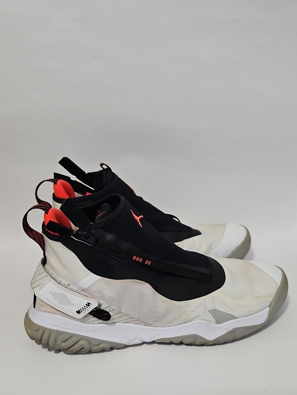 NIKE JORDAN PROTO-REACT Z WHITE/BLACK RED Size 15